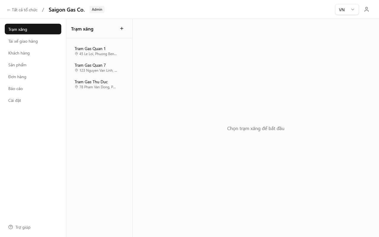 Bảng điều khiển chính với thanh điều hướng bên